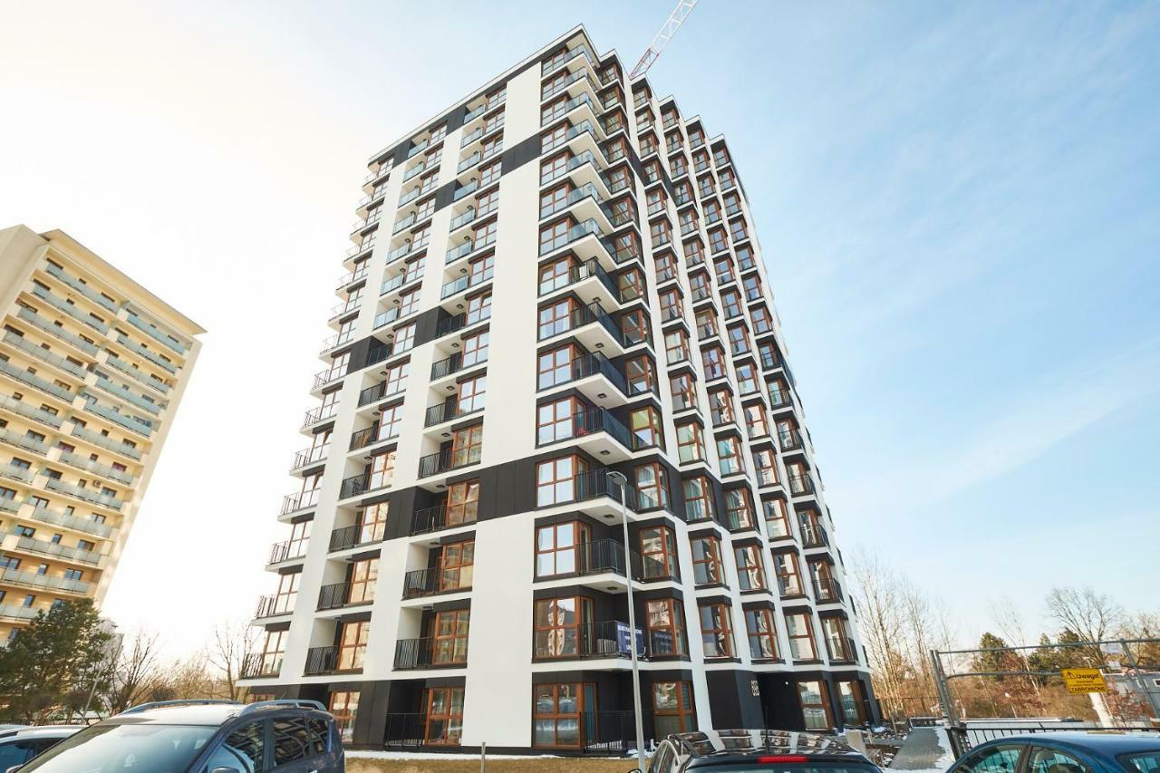 Apartament Modern In *